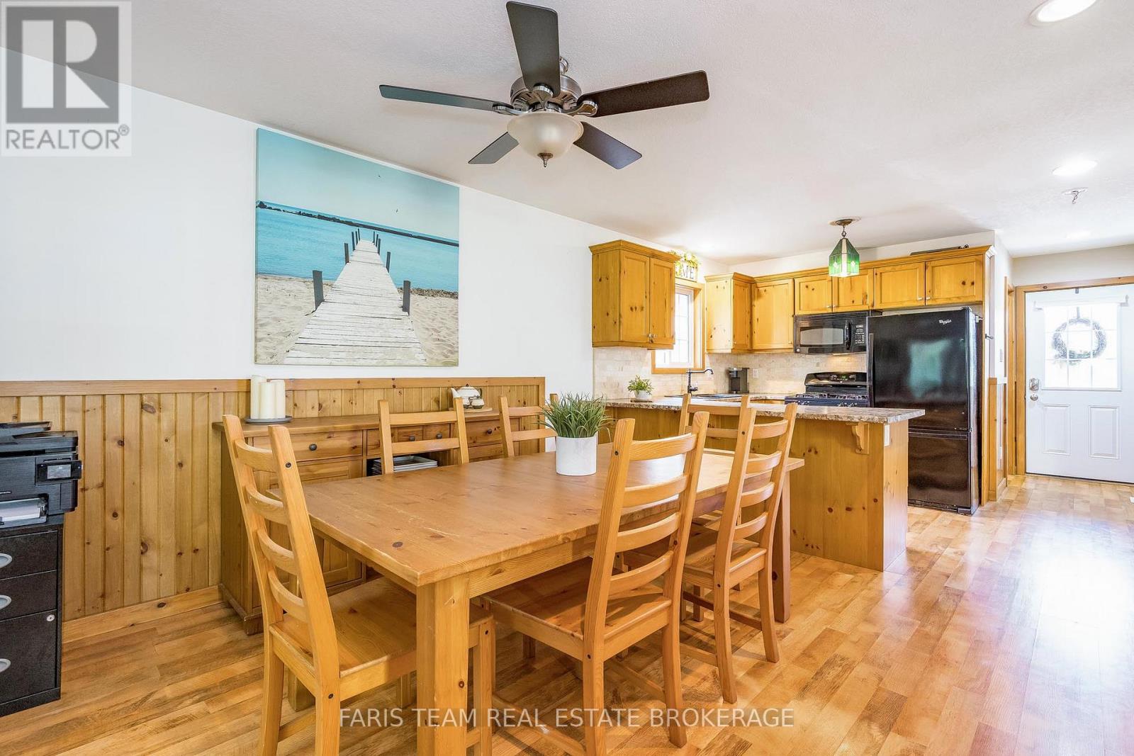 65 Madawaska Trail, Wasaga Beach, Ontario  L9Z 1X7 - Photo 8 - S12824184