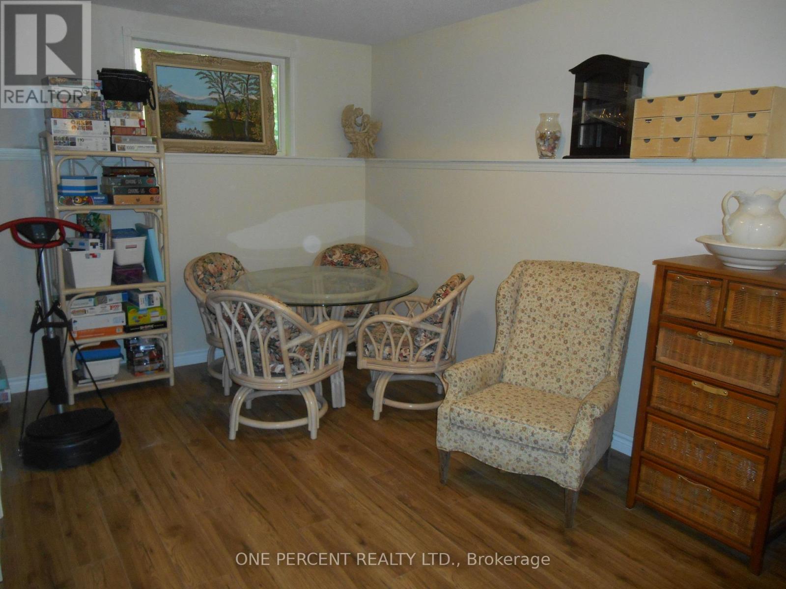 22 Brillinger Drive, Wasaga Beach, Ontario  L9Z 1L4 - Photo 9 - S12824258