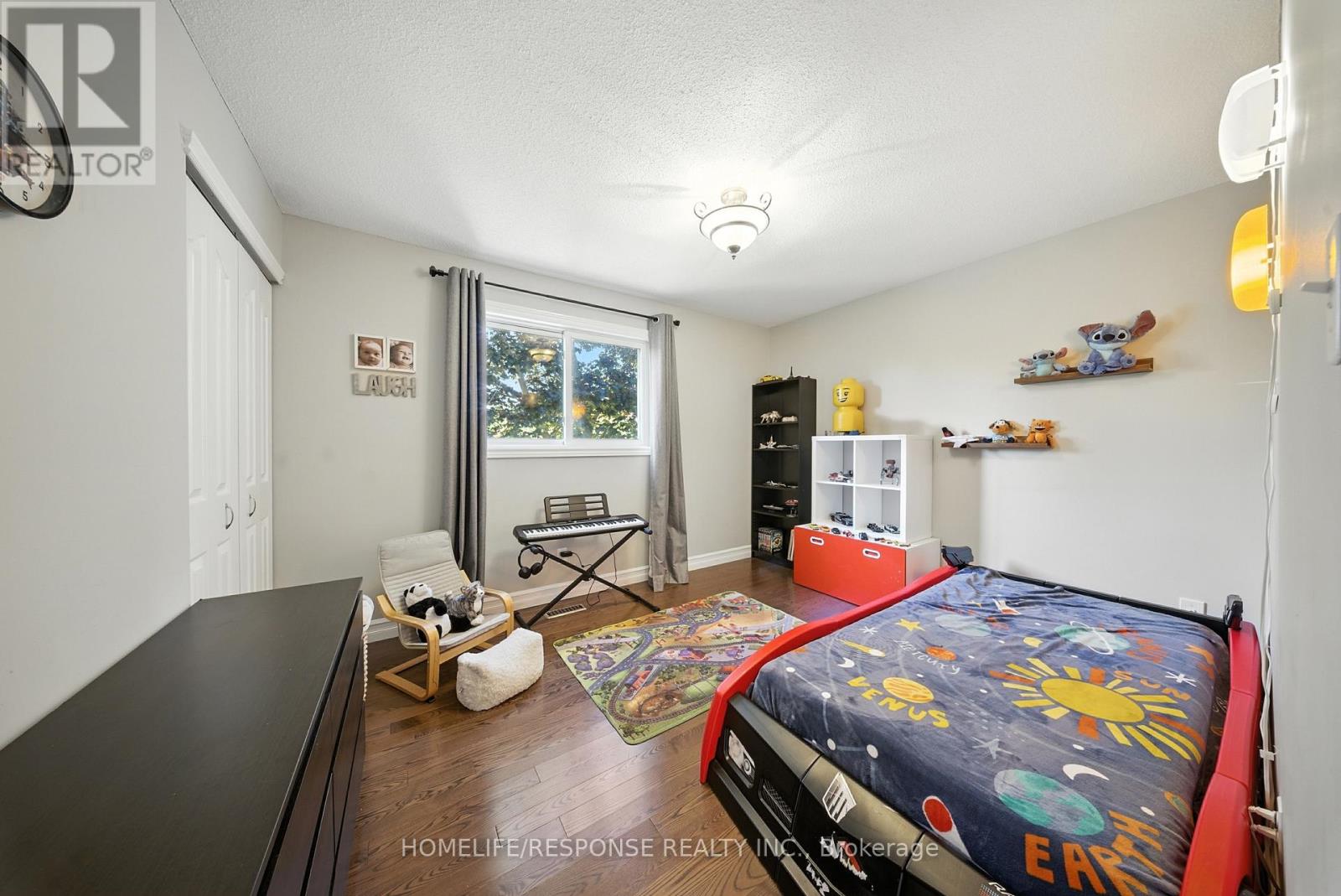 1464 Jefferson Crescent, Oakville, Ontario  L6H 3G6 - Photo 20 - W12824098