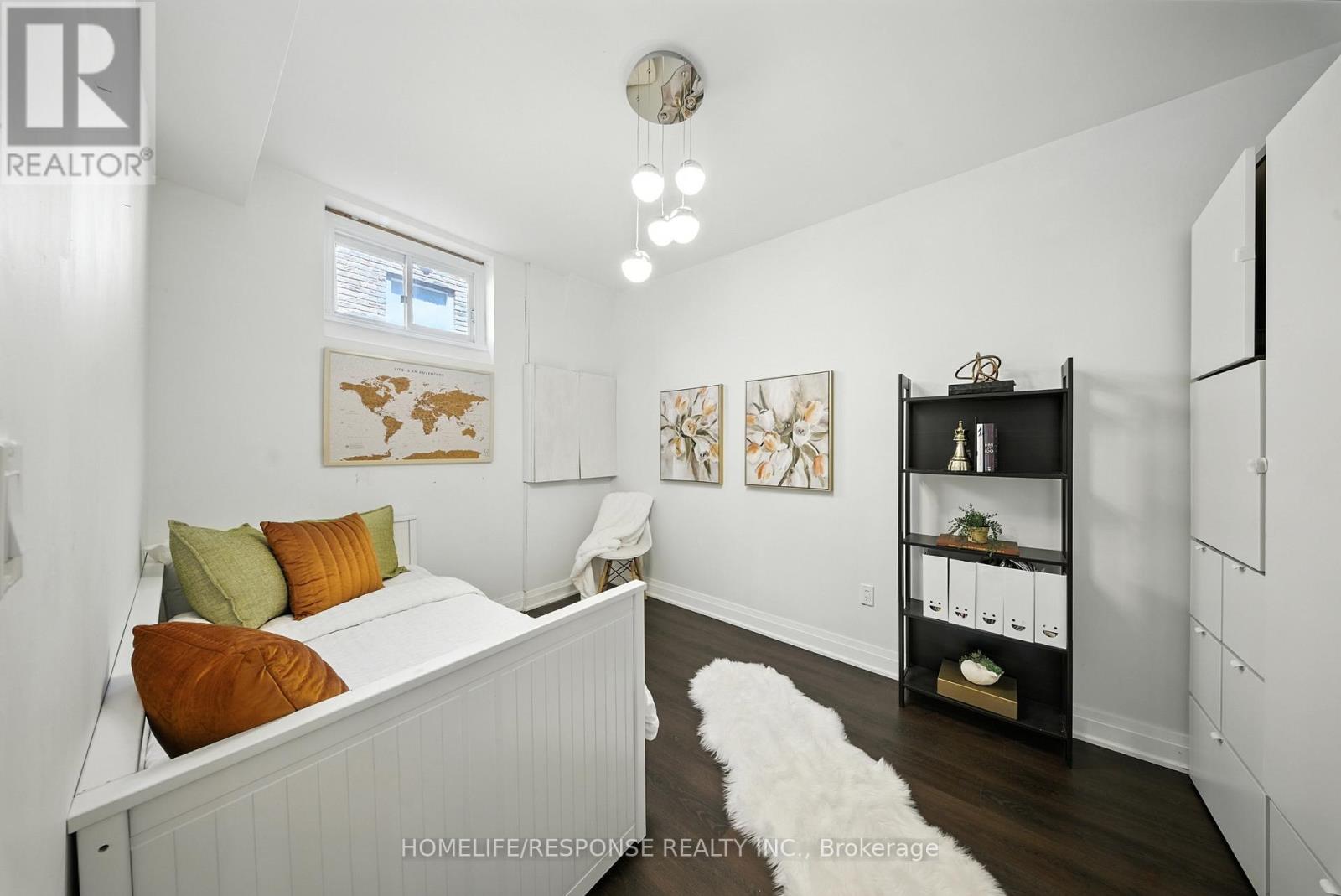 1464 Jefferson Crescent, Oakville, Ontario  L6H 3G6 - Photo 27 - W12824098