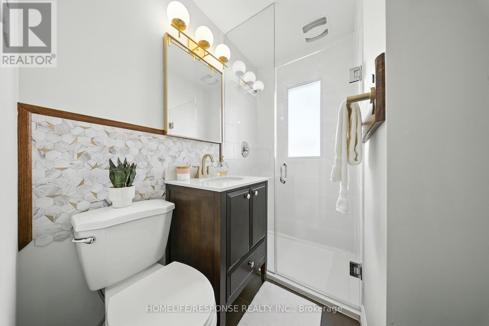 1464 Jefferson Crescent, Oakville, Ontario  L6H 3G6 - Photo 28 - W12824098