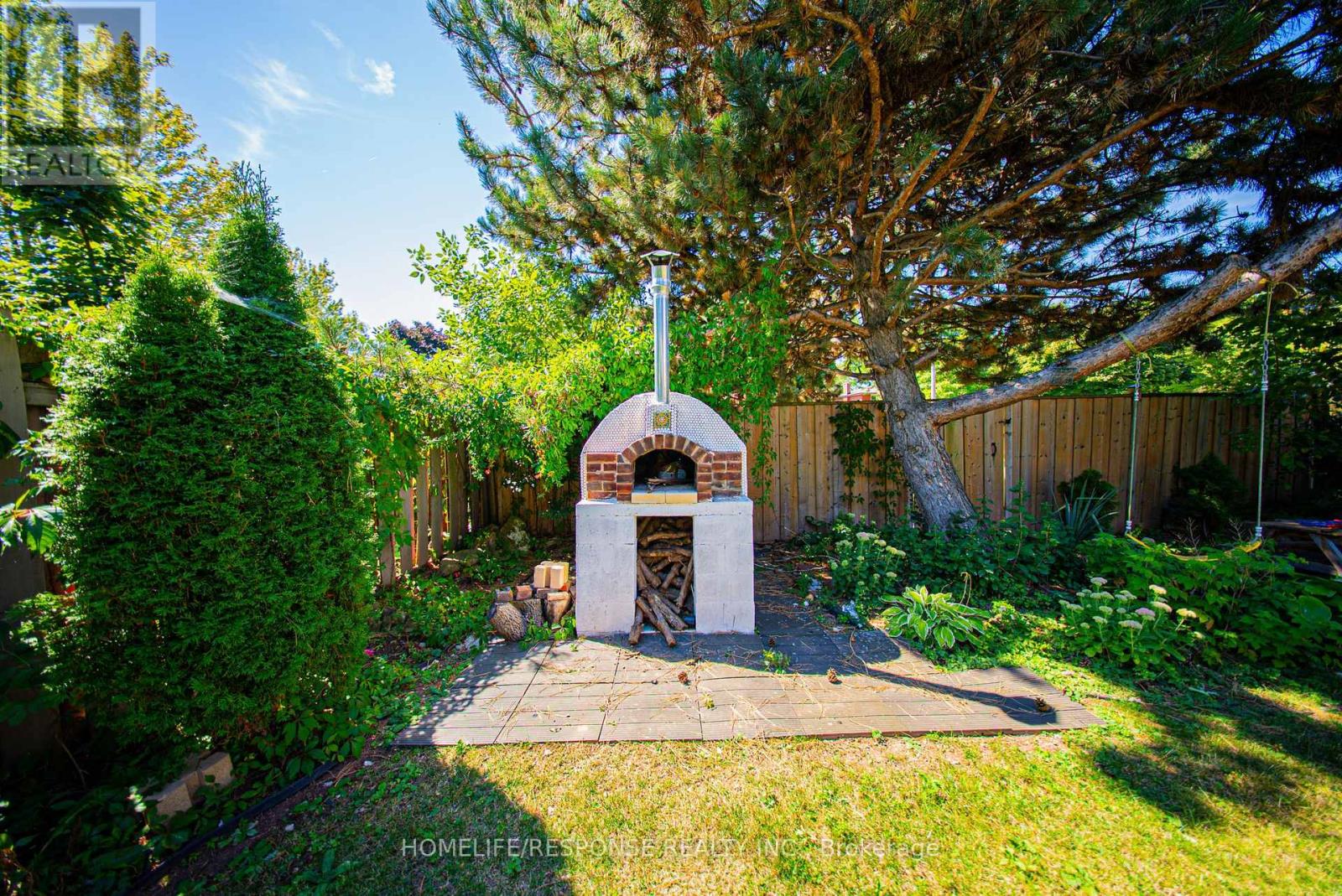 1464 Jefferson Crescent, Oakville, Ontario  L6H 3G6 - Photo 31 - W12824098