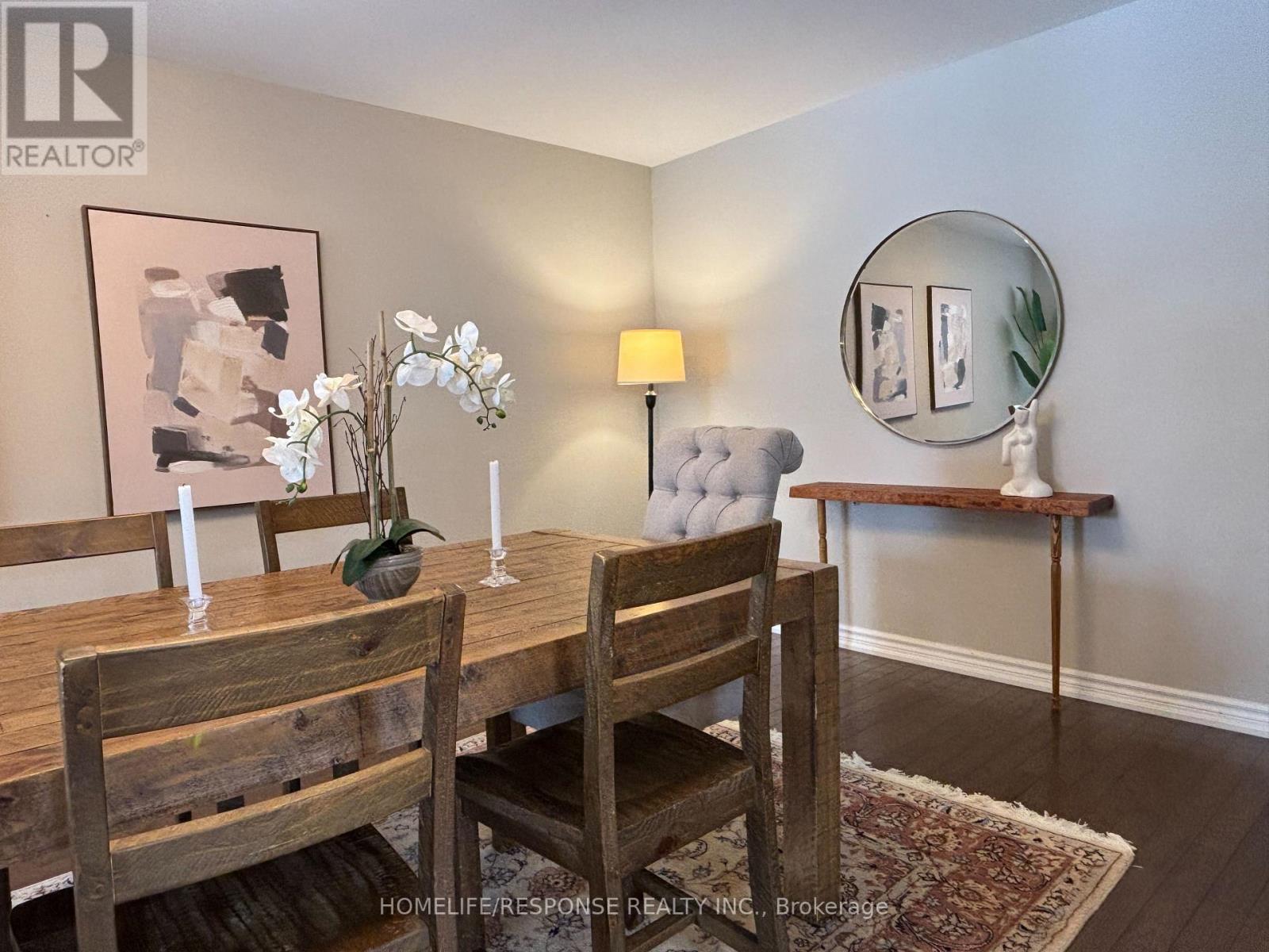 1464 Jefferson Crescent, Oakville, Ontario  L6H 3G6 - Photo 8 - W12824098