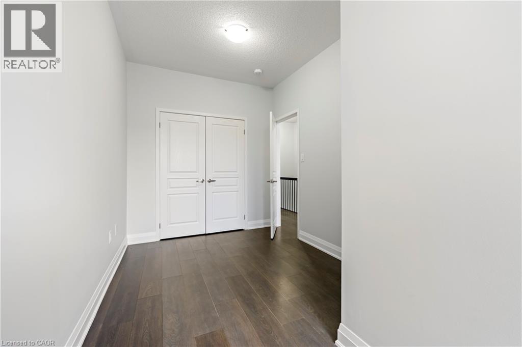 193 Huguenot Road, Oakville, Ontario  L6H 0L6 - Photo 32 - 40799100