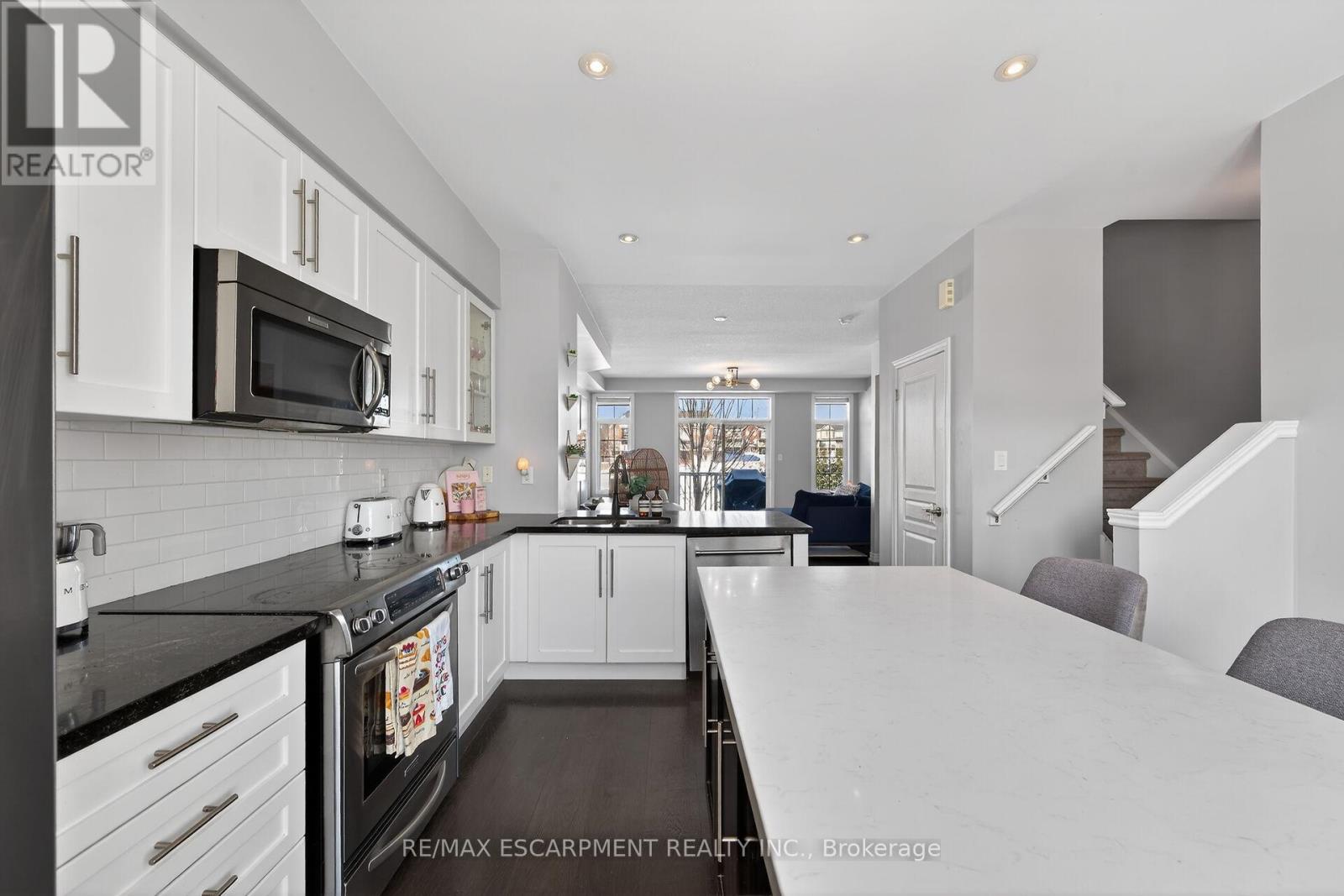 17 - 257 Parkside Drive, Hamilton, Ontario  L8B 0W5 - Photo 27 - X12824156