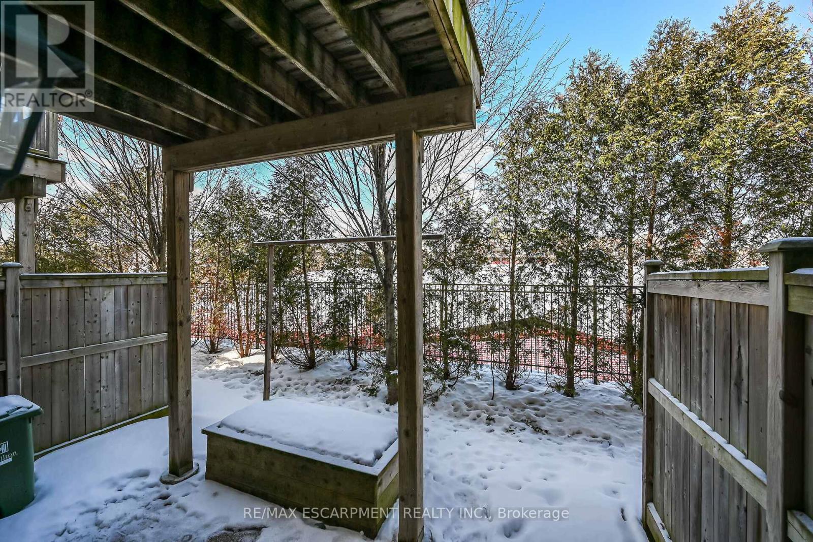 17 - 257 Parkside Drive, Hamilton, Ontario  L8B 0W5 - Photo 46 - X12824156