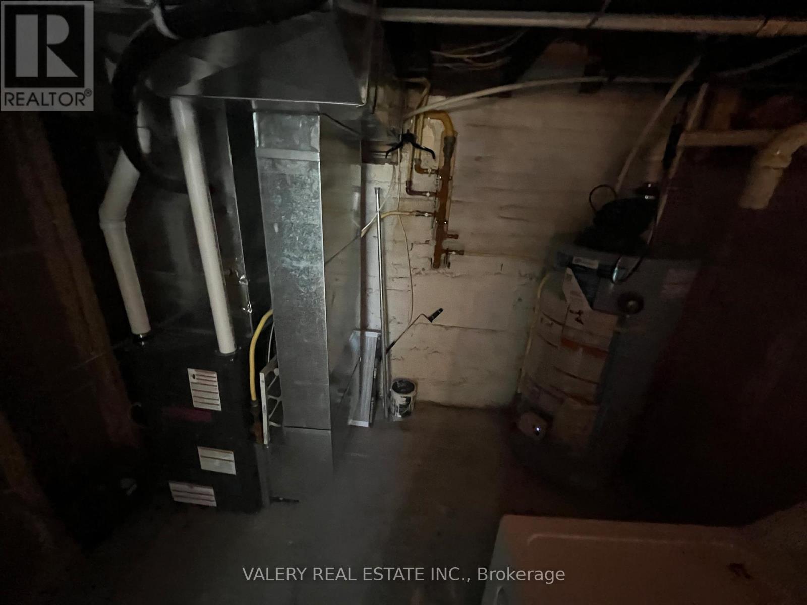 2 - 17 Terrace Hill Street, Brantford, Ontario  N3R 1E8 - Photo 8 - X12824172