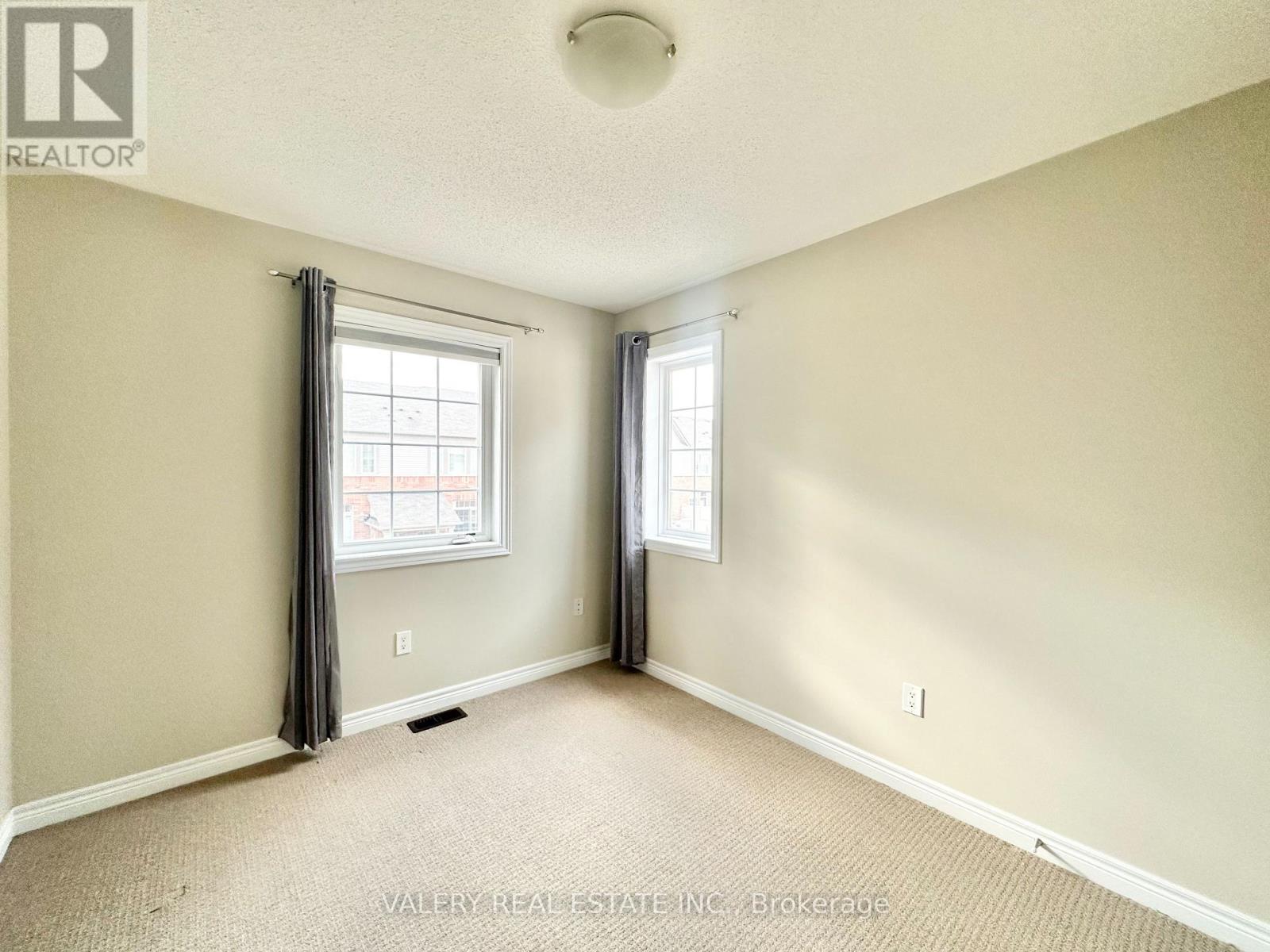 72 - 541 Winston Road, Grimsby, Ontario  L3M 0C5 - Photo 4 - X12824198