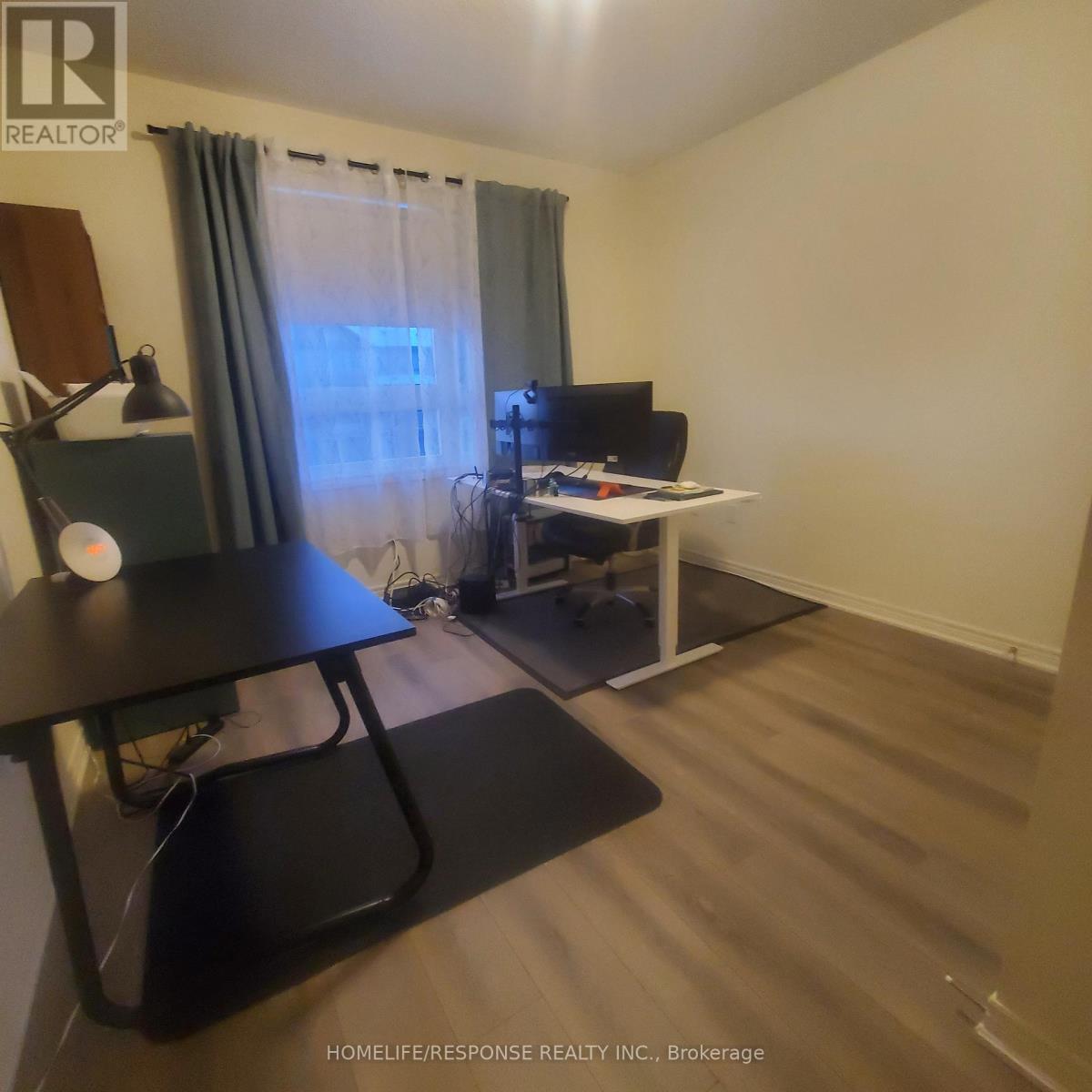 290 Skinner Road, Hamilton, Ontario L8B 1X2 - Photo 18 - X12824248