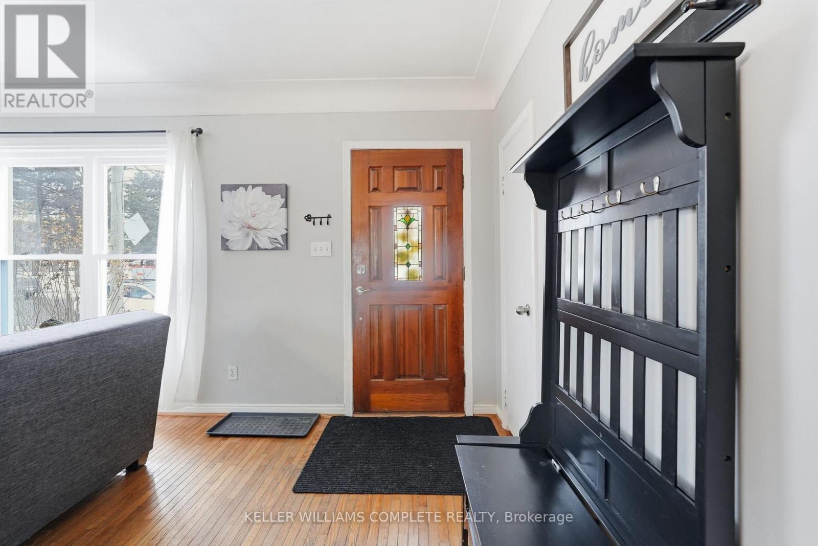 20 East 18th Street, Hamilton, Ontario  L9A 4N7 - Photo 2 - X12824288