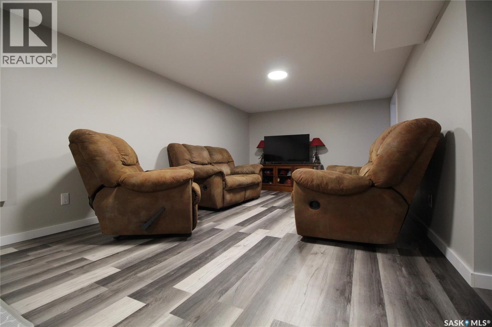 503 Windover Avenue, Moosomin, Saskatchewan  S0G 3N0 - Photo 18 - SK029252