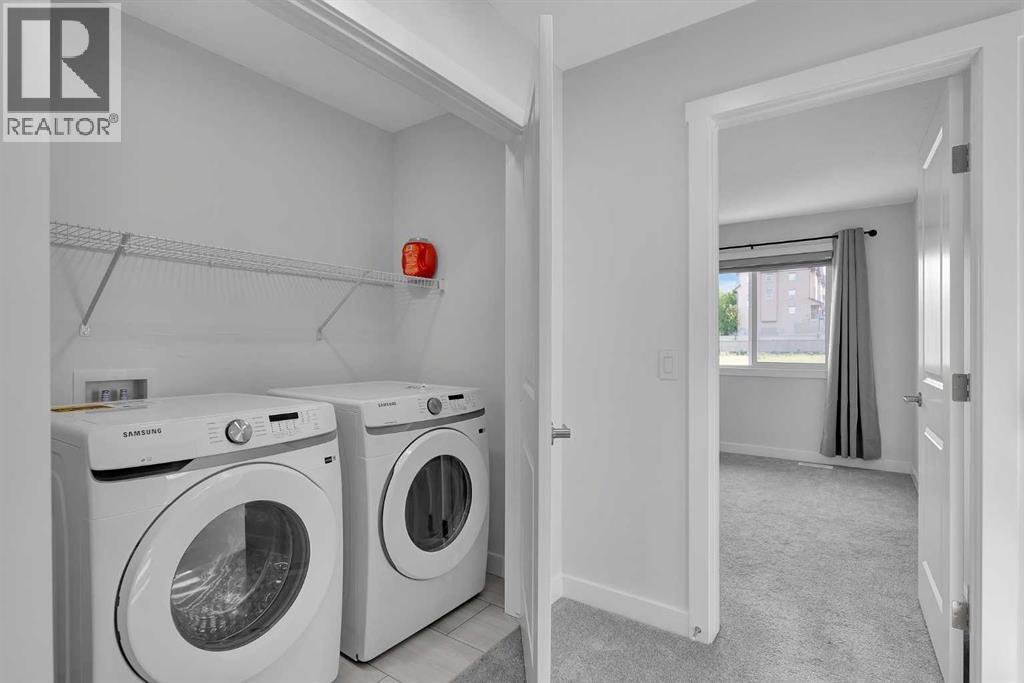 59 Belgian, Cochrane, Alberta  T4C 3C3 - Photo 23 - A2288035