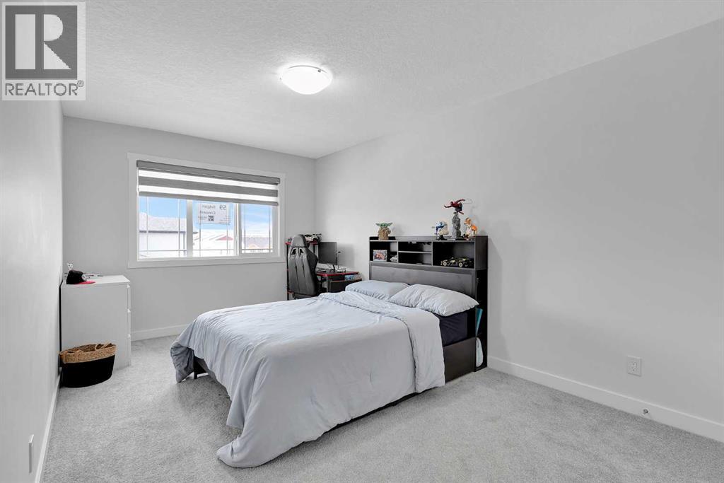 59 Belgian, Cochrane, Alberta  T4C 3C3 - Photo 30 - A2288035