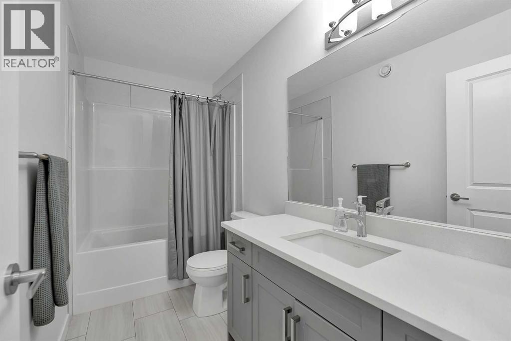 59 Belgian, Cochrane, Alberta  T4C 3C3 - Photo 35 - A2288035