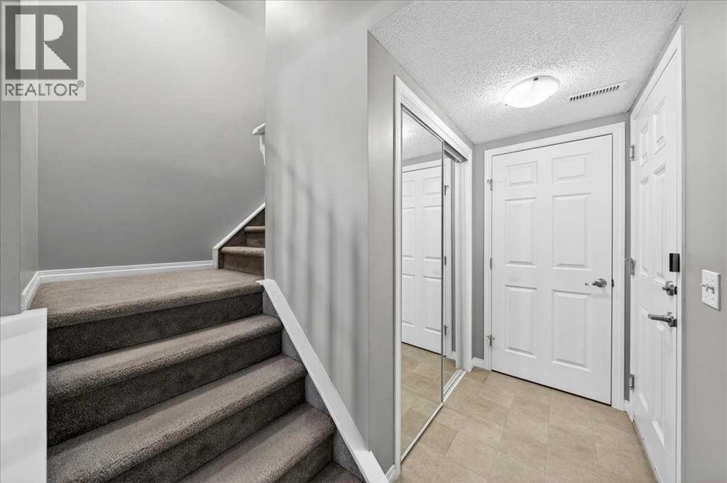 105 Windstone Mews Sw, Airdrie, Alberta  T4B 3R4 - Photo 7 - A2288287