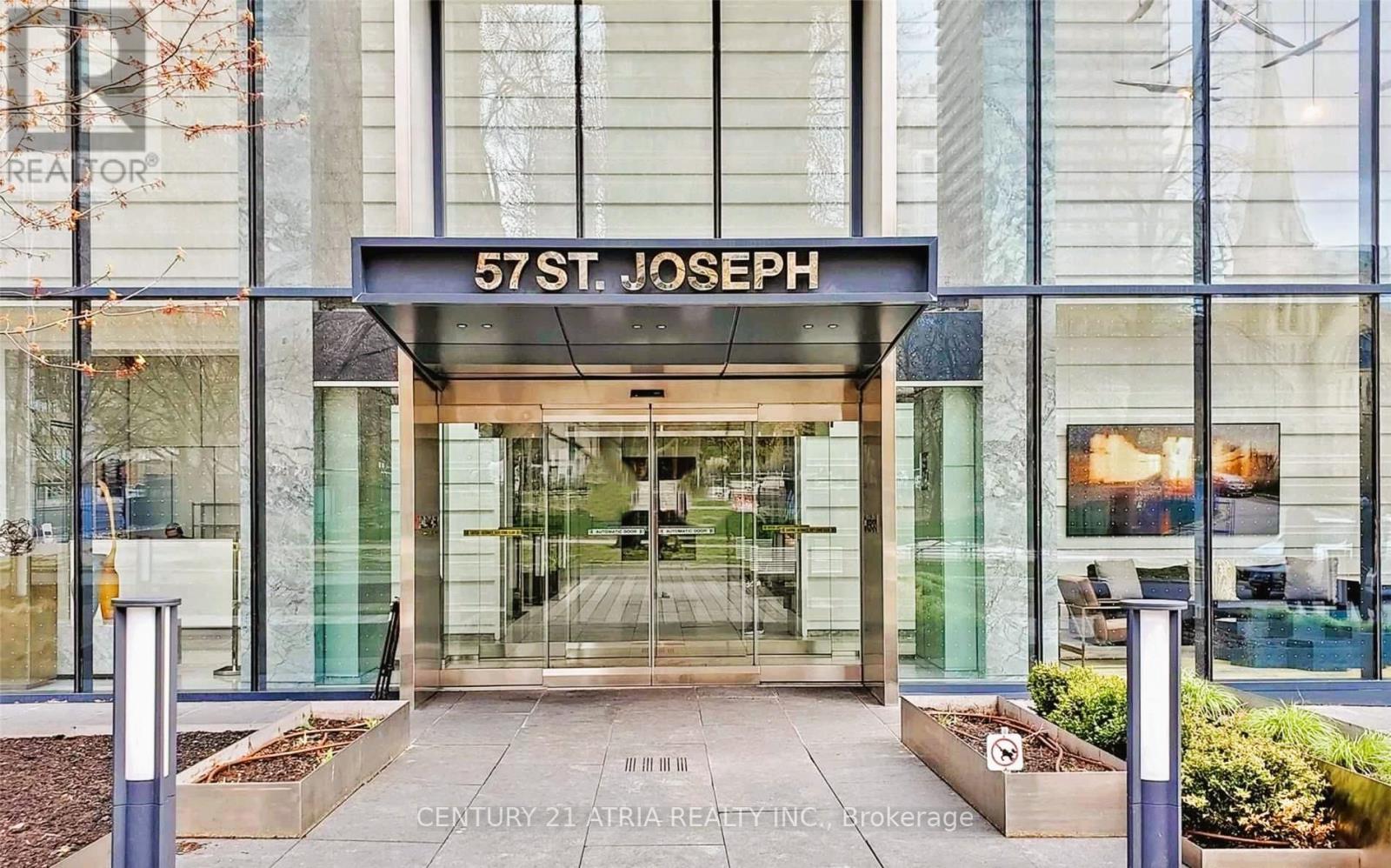 303 - 57 St Joseph Street, Toronto, Ontario  M5S 0C5 - Photo 3 - C12822738