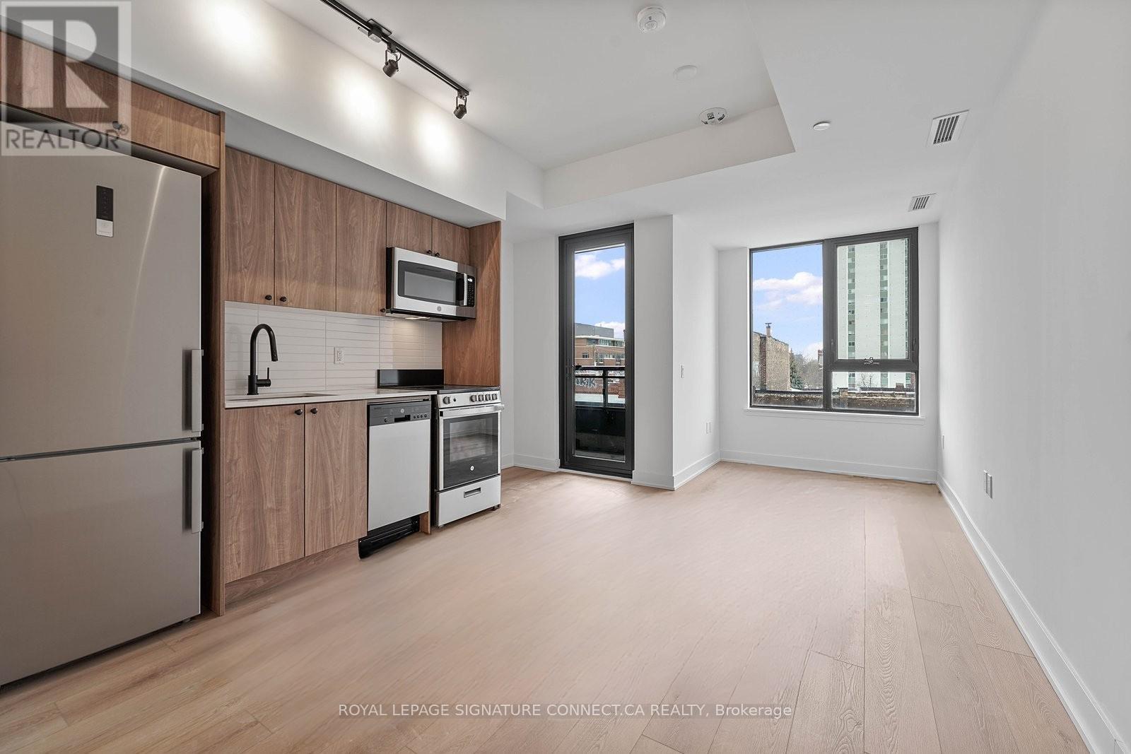 309 - 758 Dovercourt Road W, Toronto, Ontario  M6H 1L8 - Photo 2 - W12788518