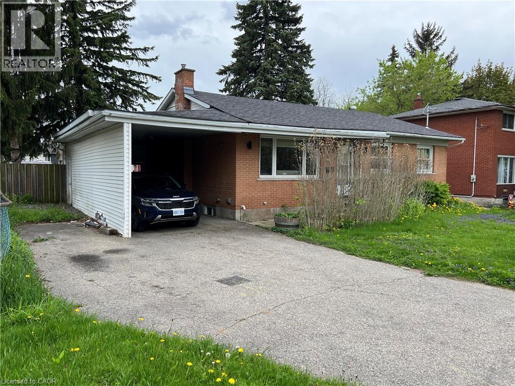 62 Sunnyhill Road Unit# Main, Cambridge, Ontario  N3C 1J4 - Photo 2 - 40807872