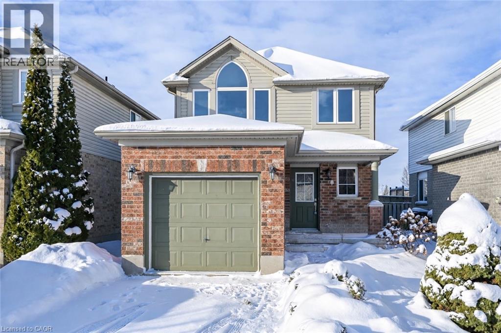 8 LIVINGSTONE Crescent, Cambridge, Ontario