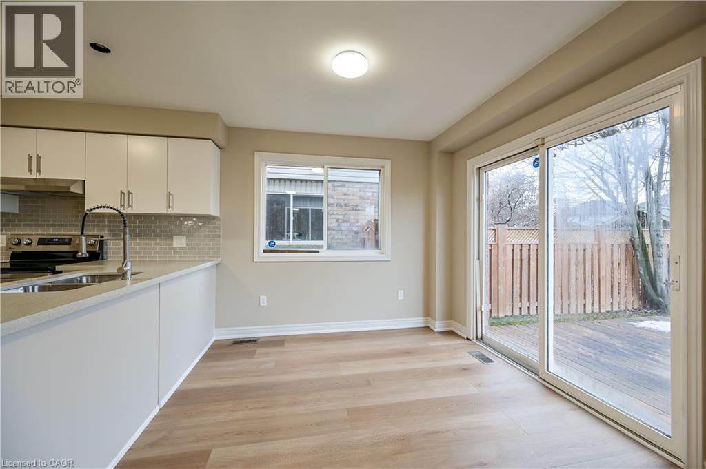 8 Livingstone Crescent, Cambridge, Ontario  N3H 3S7 - Photo 16 - 40799274