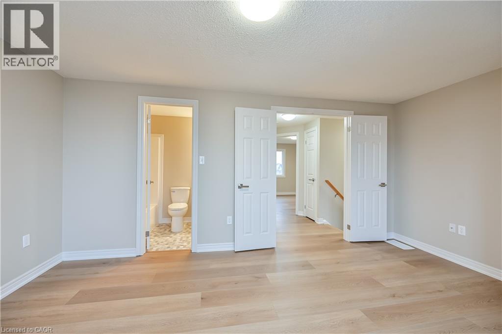 8 Livingstone Crescent, Cambridge, Ontario  N3H 3S7 - Photo 25 - 40799274