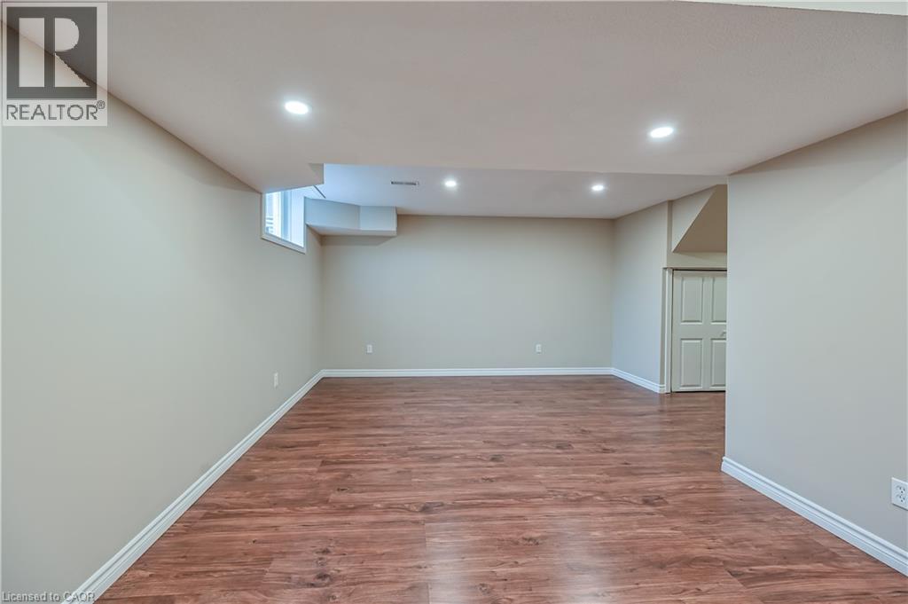 8 Livingstone Crescent, Cambridge, Ontario  N3H 3S7 - Photo 37 - 40799274