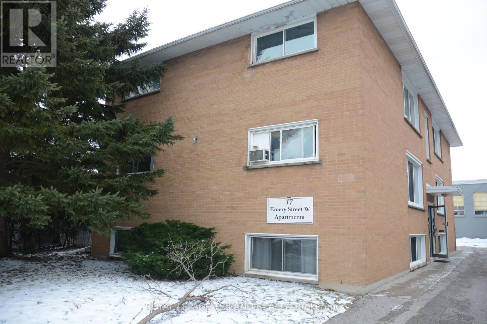 17 EMERY STREET W, London South, Ontario