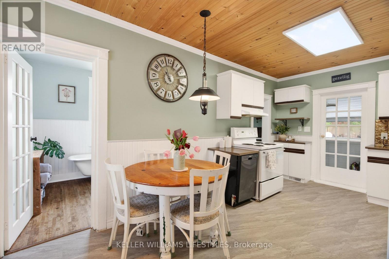 26 Arthur Street, Strathroy-Caradoc, Ontario  N7G 2H1 - Photo 14 - X12824388