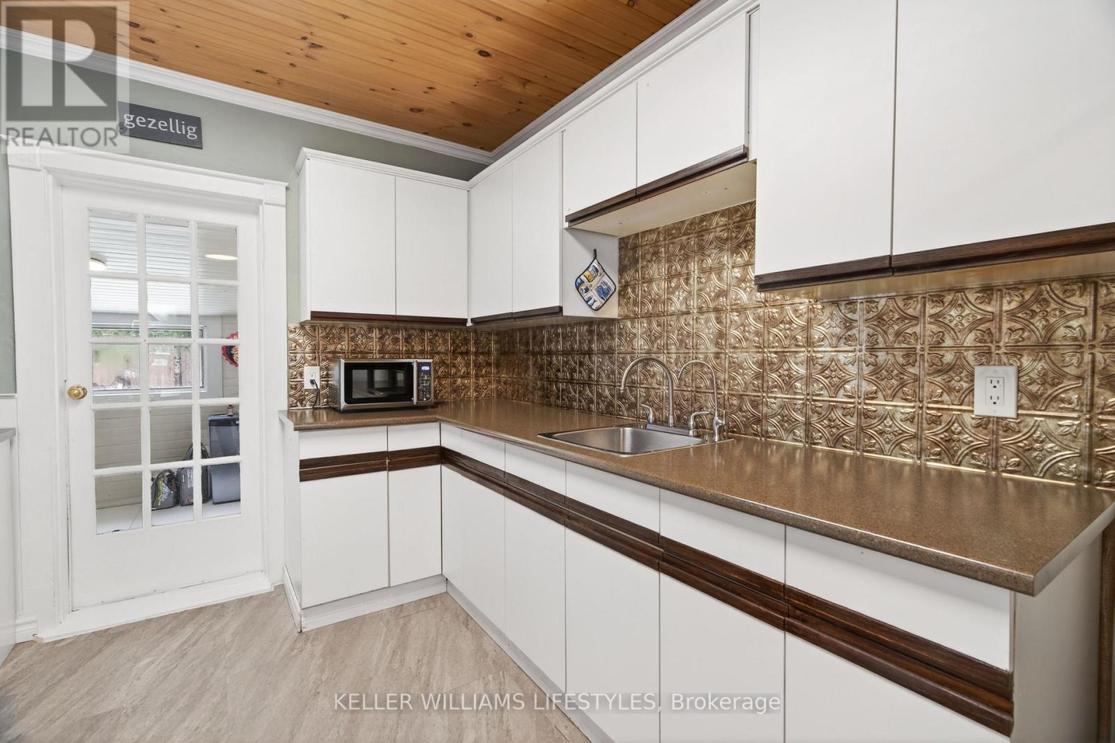 26 Arthur Street, Strathroy-Caradoc, Ontario  N7G 2H1 - Photo 21 - X12824388