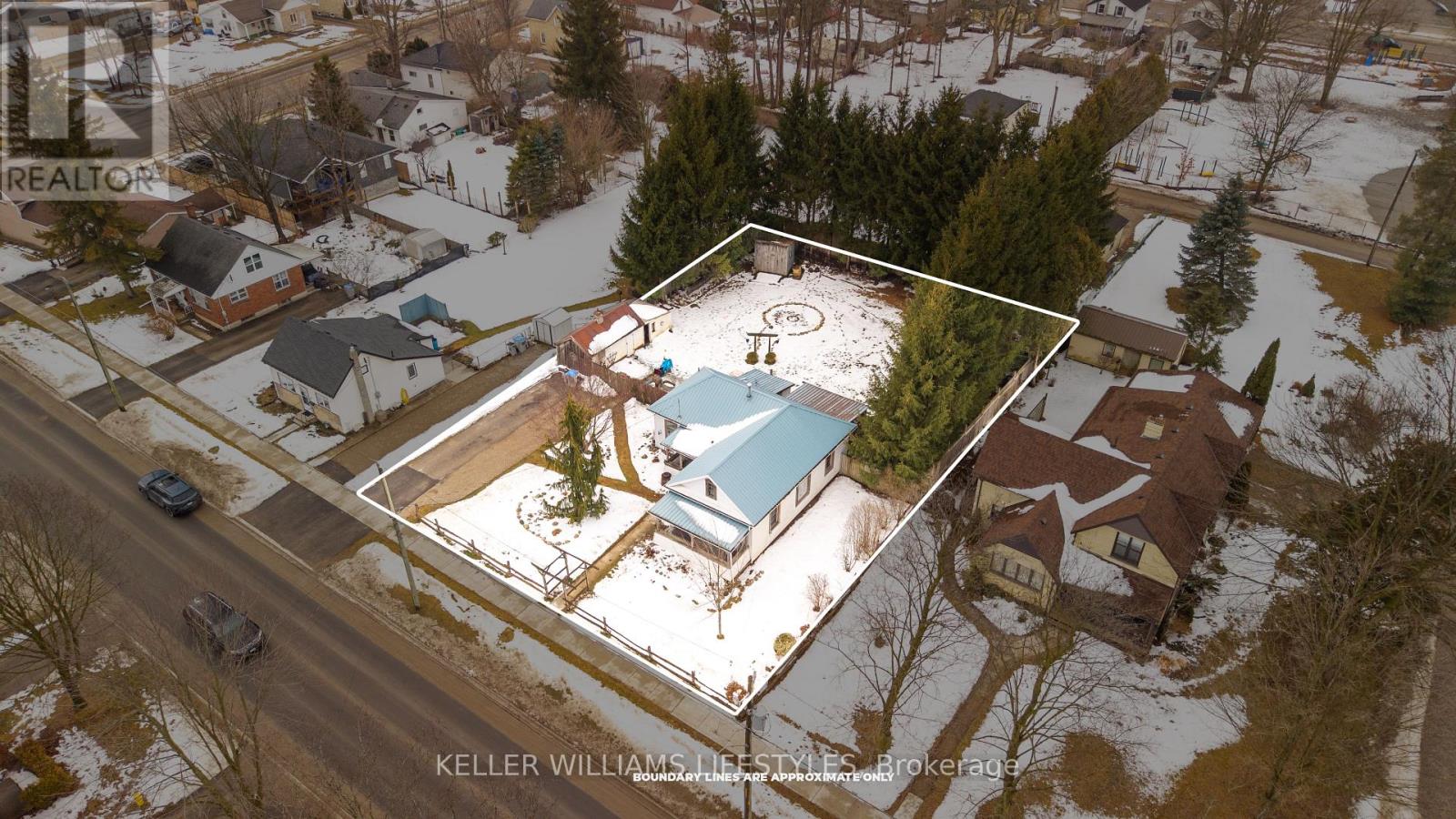 26 Arthur Street, Strathroy-Caradoc, Ontario  N7G 2H1 - Photo 4 - X12824388