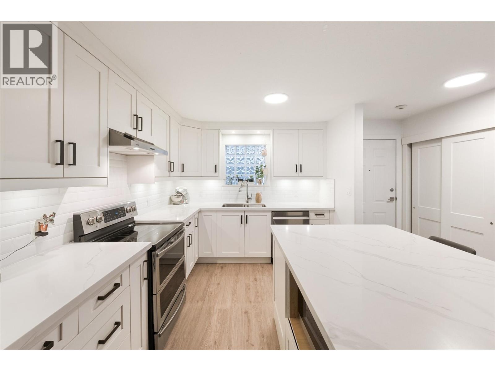 640 Main Street Unit# 108, Okanagan Falls, British Columbia  V0H 1R4 - Photo 3 - 10377288