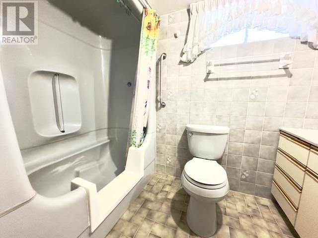 604 Rosewood Cres, Thunder Bay, Ontario  P7E 2R4 - Photo 20 - TB2600259