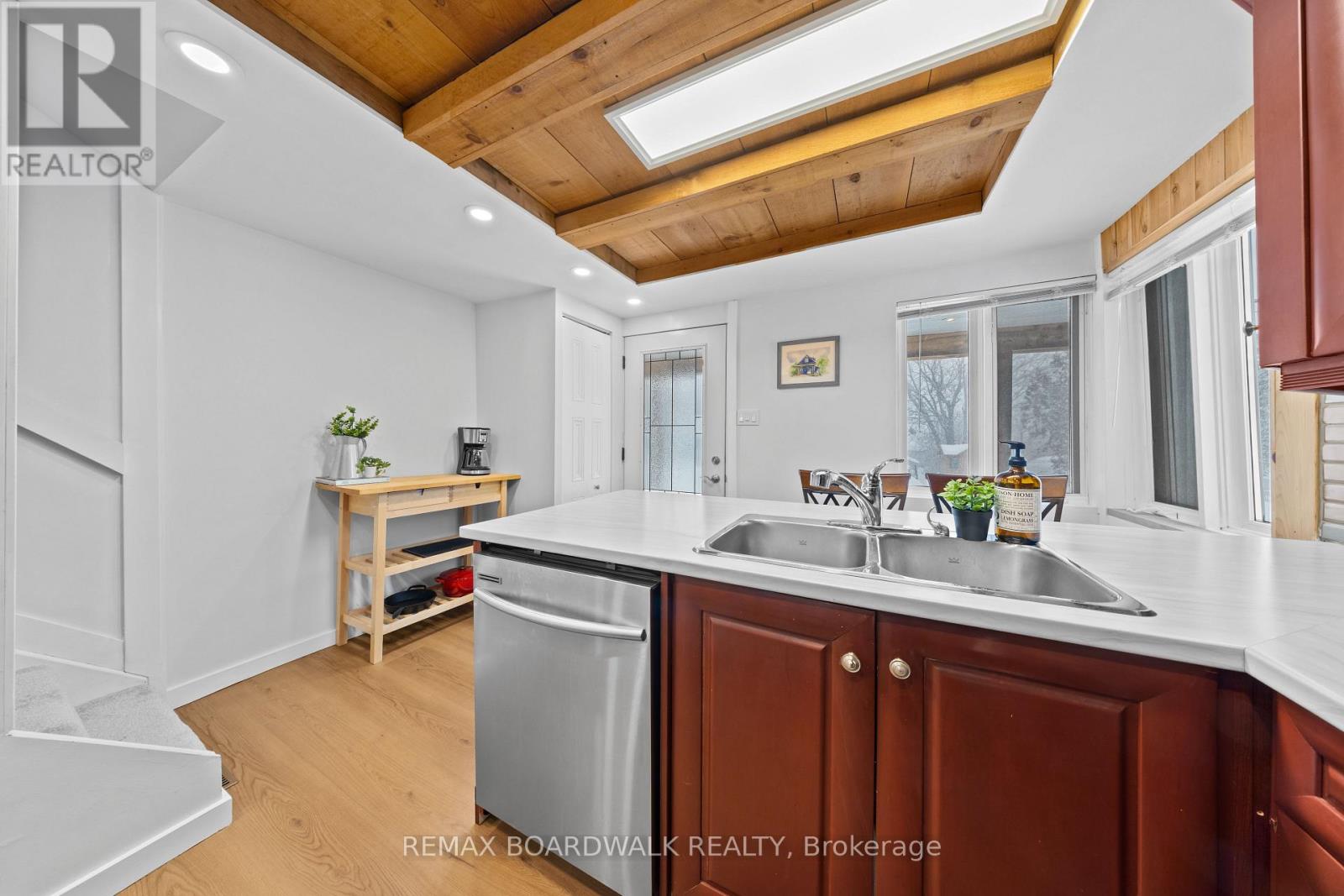 216 Augusta Street, Mississippi Mills, Ontario  K0A 1A0 - Photo 10 - X12824324