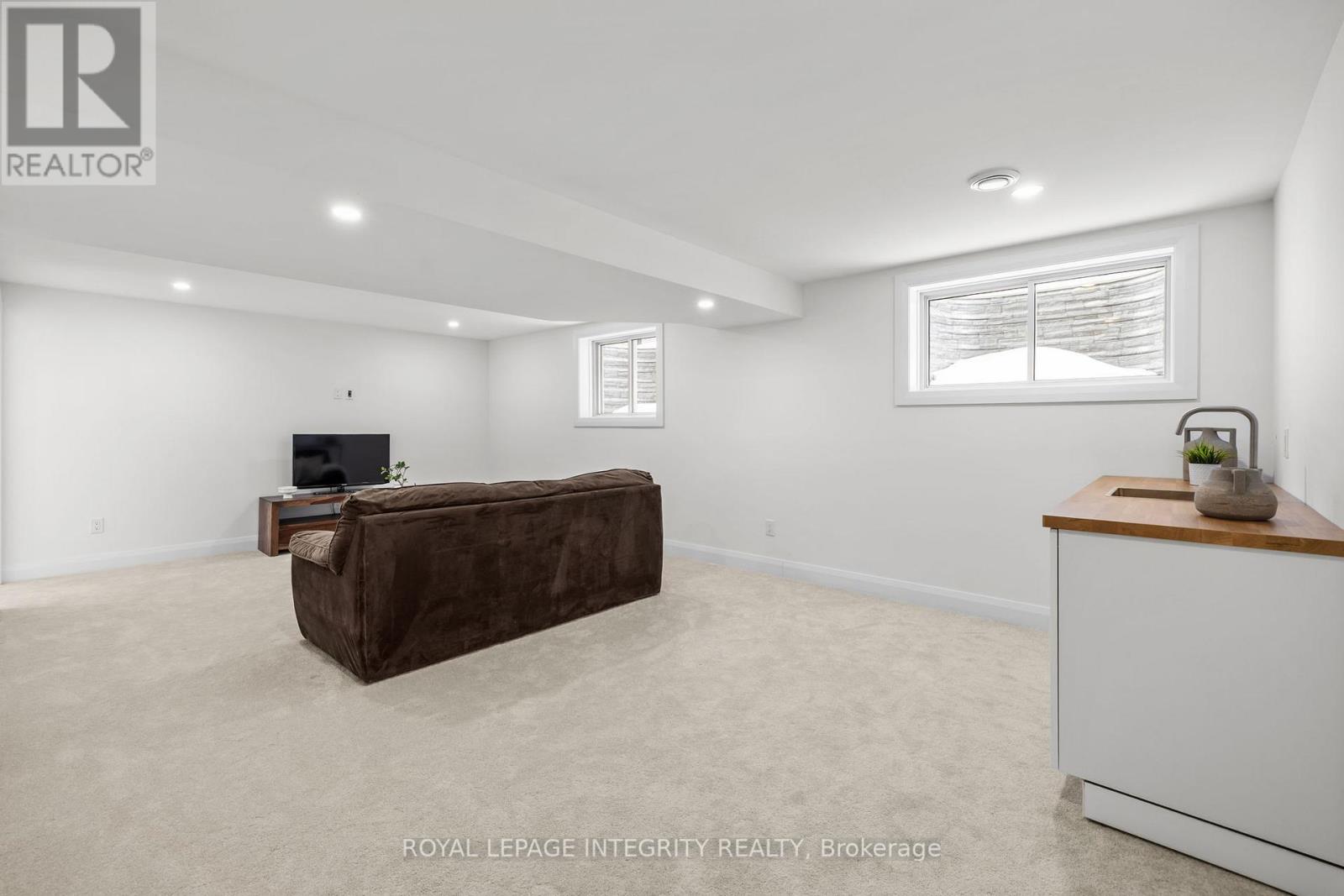 970 Islington Way, Ottawa, Ontario  K1T 0T9 - Photo 35 - X12824328