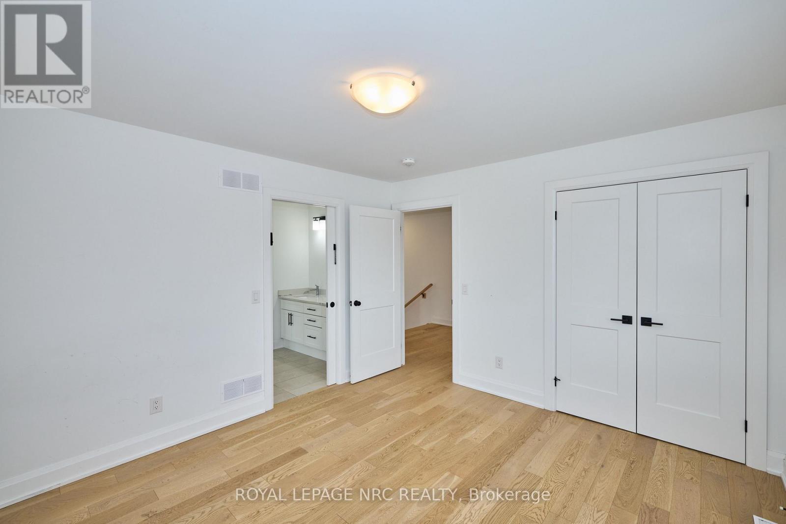 159 Hodgkins Avenue, Thorold, Ontario  L2V 0M6 - Photo 21 - X12824330