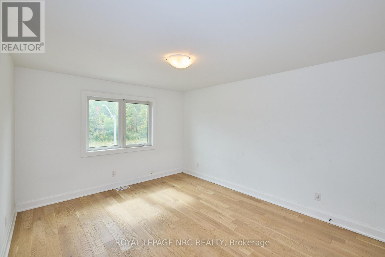 159 Hodgkins Avenue, Thorold, Ontario  L2V 0M6 - Photo 26 - X12824330