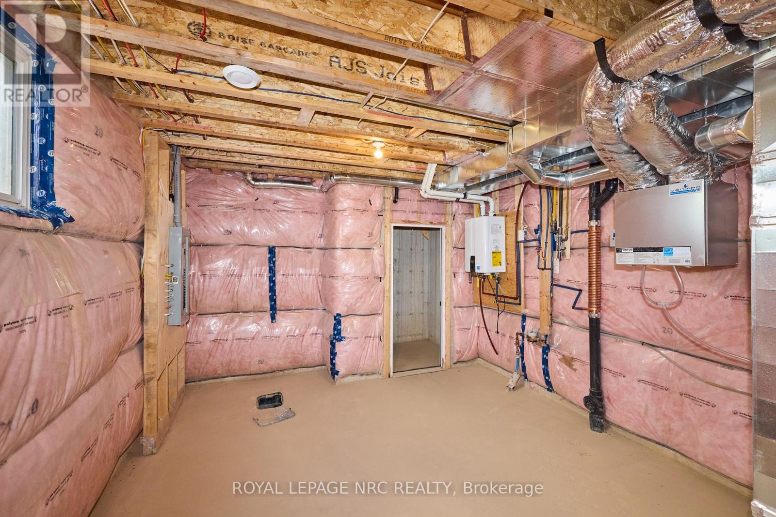 159 Hodgkins Avenue, Thorold, Ontario  L2V 0M6 - Photo 38 - X12824330