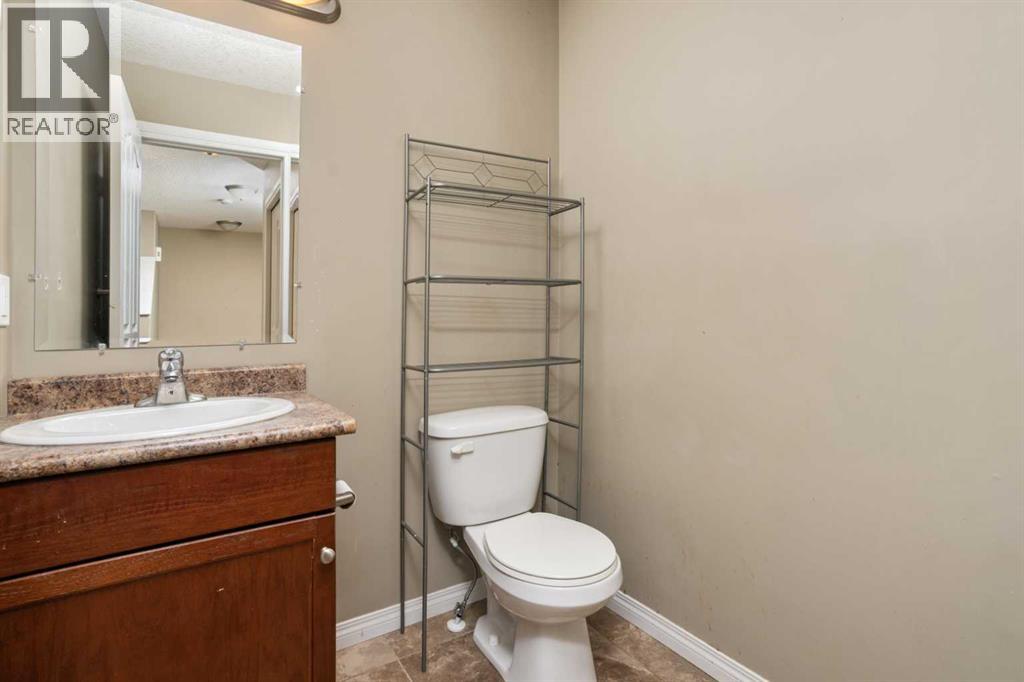 6, 6802 50 Avenue, Camrose, Alberta  T4V 5C7 - Photo 17 - A2284152