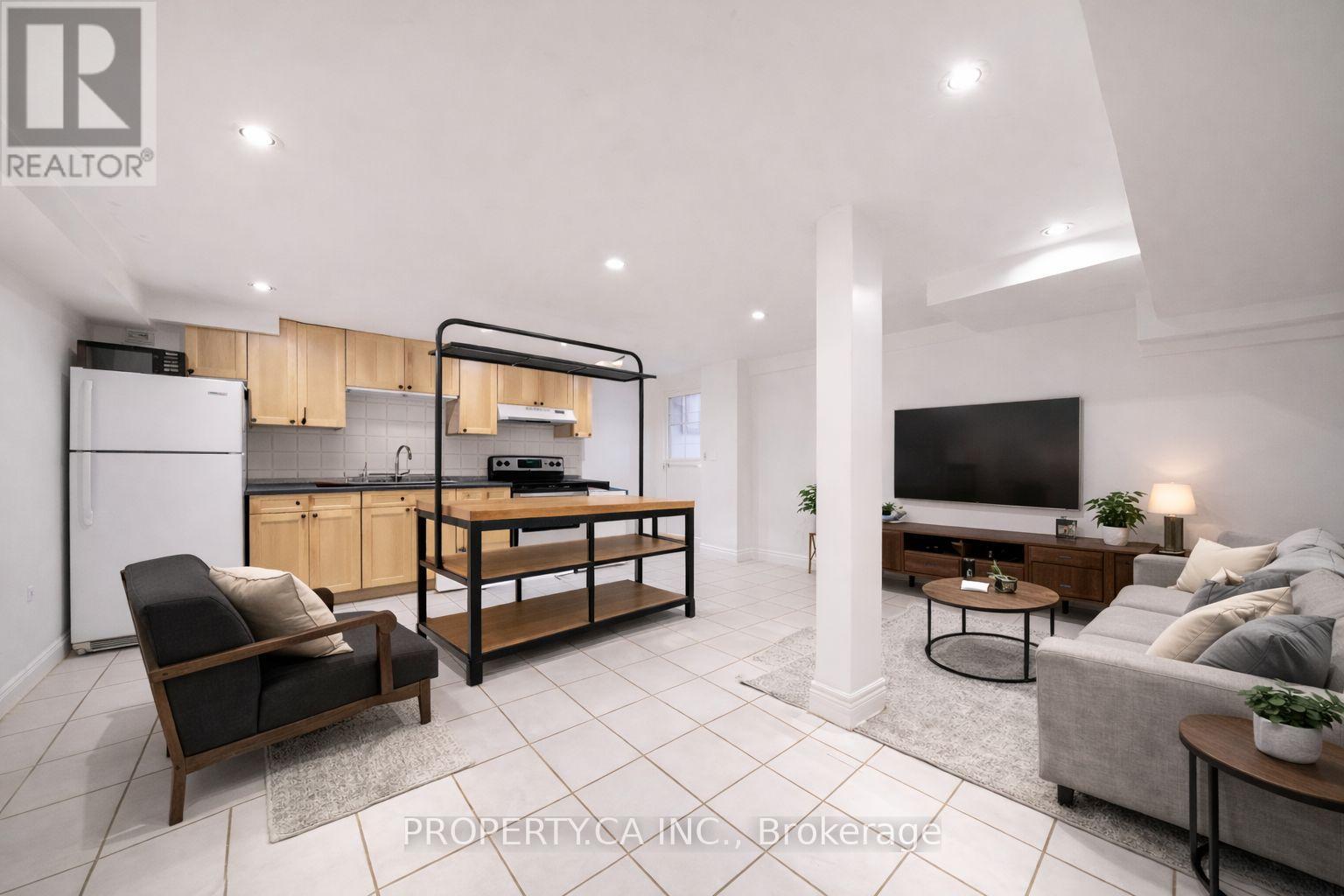 3 - 107 Runnymede Road, Toronto, Ontario  M6S 2Y4 - Photo 3 - W12823178