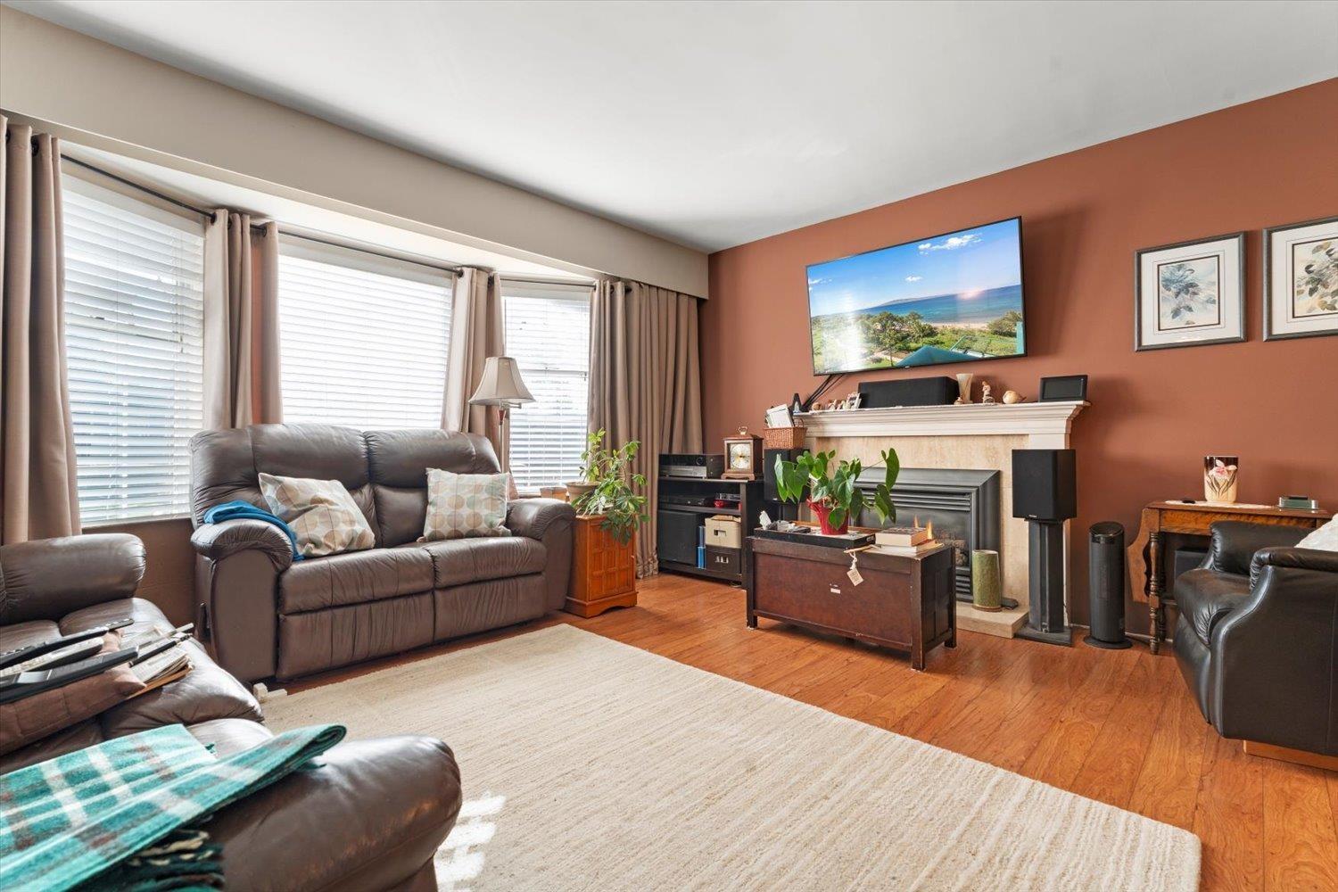 14983 Canary Drive, Surrey, British Columbia  V3R 4V2 - Photo 3 - R3092916