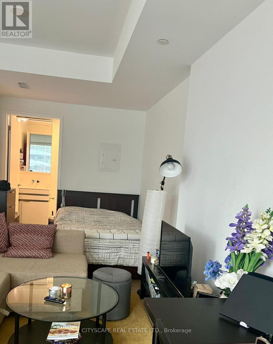 1508 - 197 Yonge Street, Toronto, Ontario  M5B 1M4 - Photo 8 - C12824398