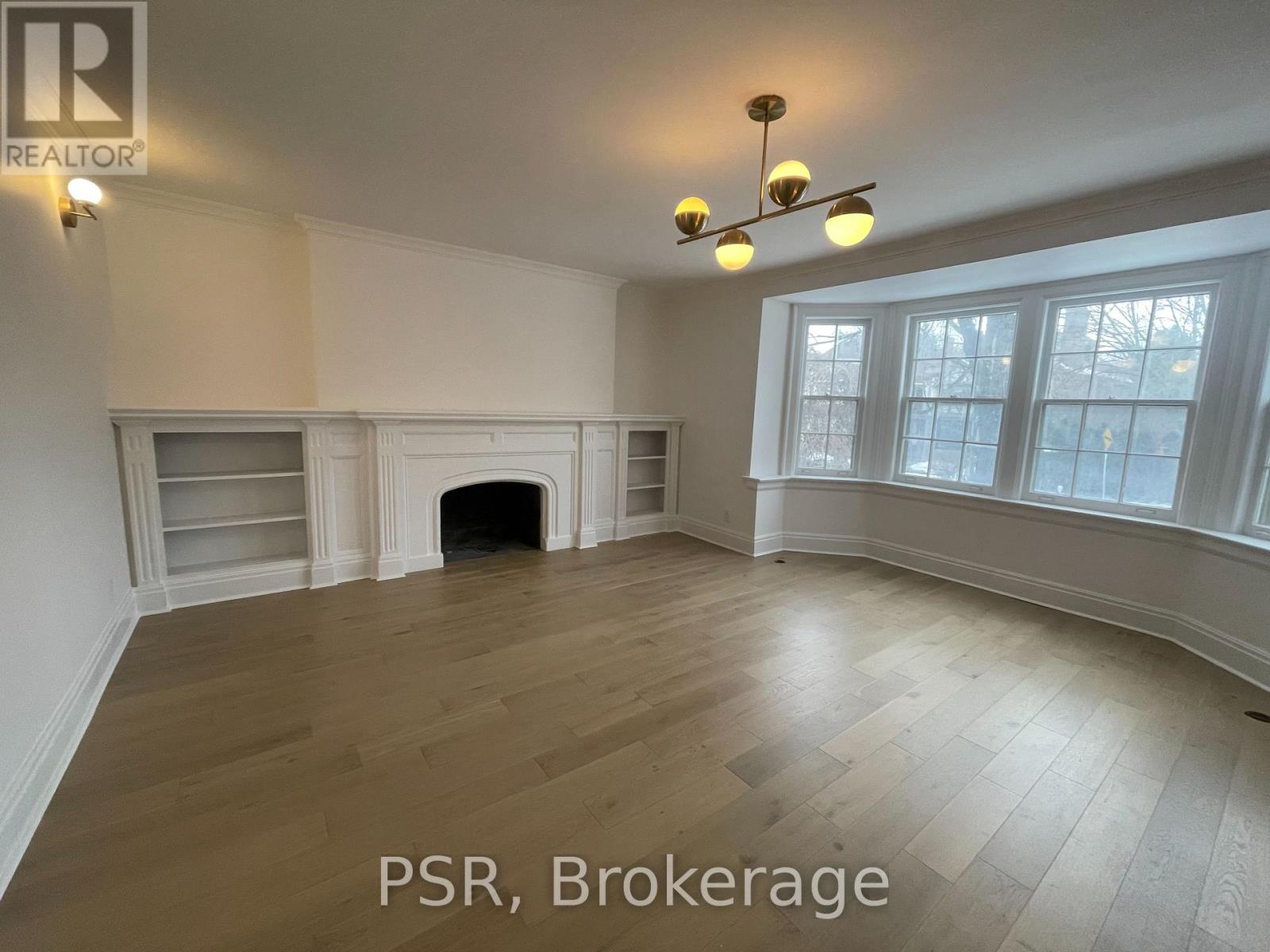 Main Fl - 25 Coulson Avenue, Toronto, Ontario  M4V 1Y3 - Photo 11 - C12591512