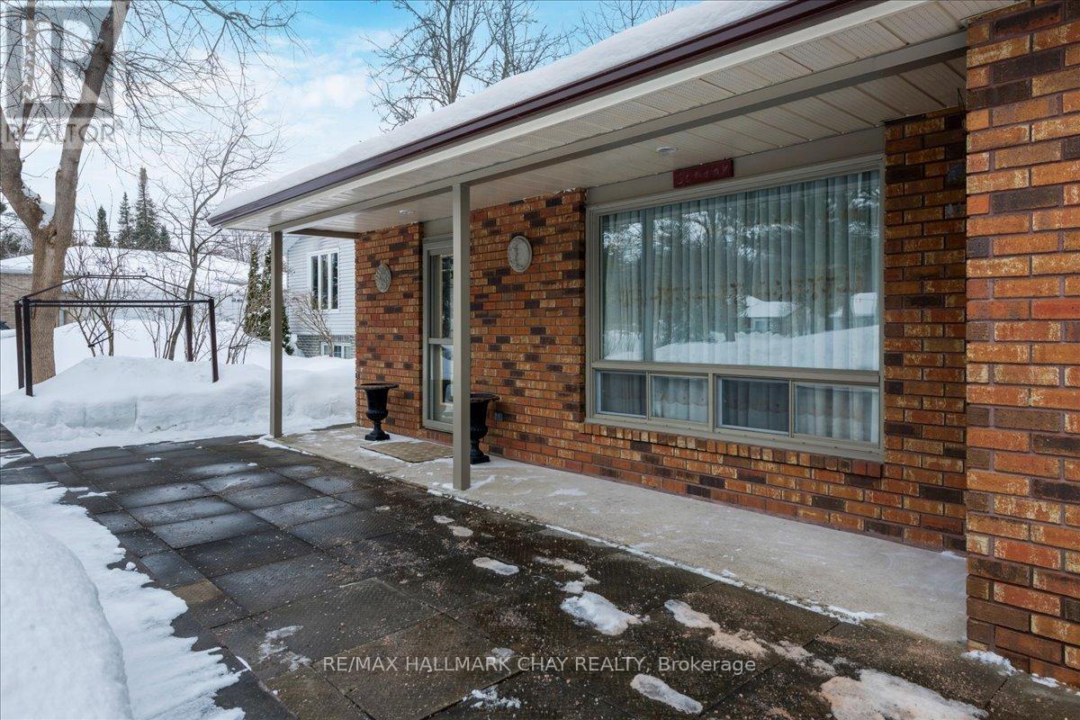 3214 Cove Avenue, Innisfil, Ontario  L9S 2K7 - Photo 3 - N12823980