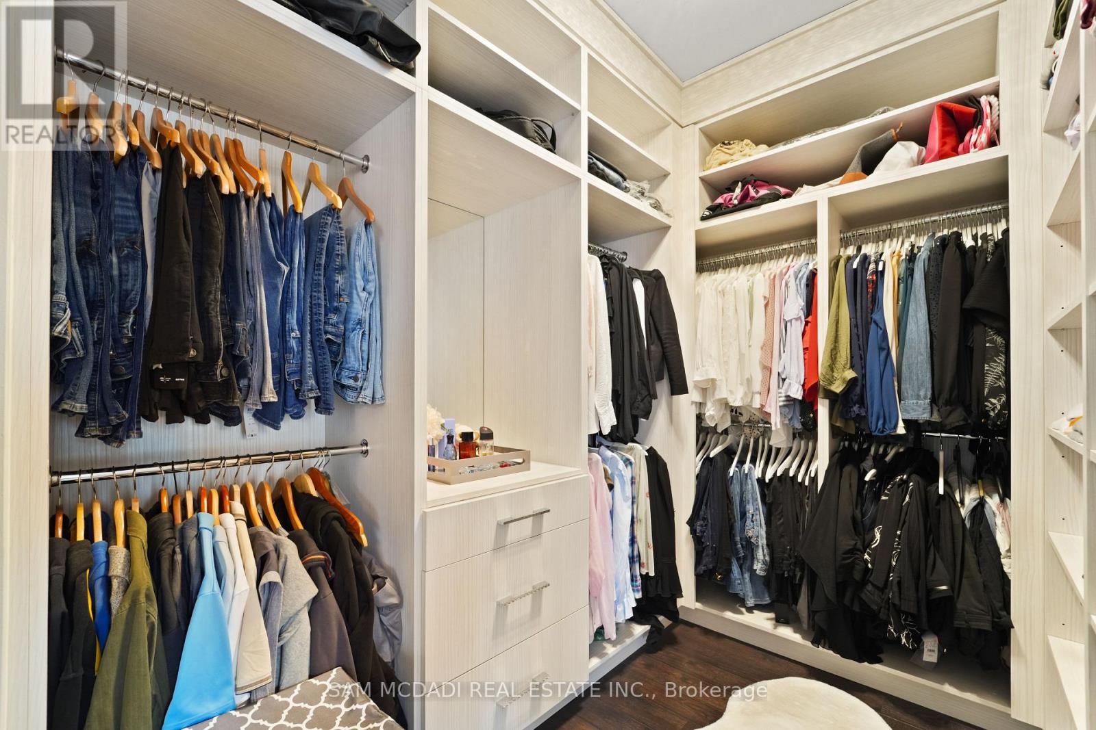 39 Mckeown Street, Essa (Thornton), Ontario  L0L 2N0 - Photo 27 - N12824316