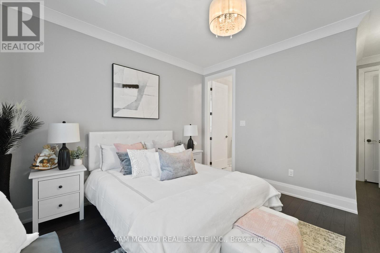 39 Mckeown Street, Essa (Thornton), Ontario  L0L 2N0 - Photo 30 - N12824316