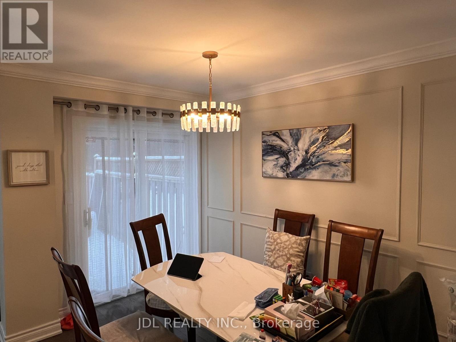 61 Lorridge Street, Richmond Hill, Ontario  L4E 3W5 - Photo 5 - N12824362