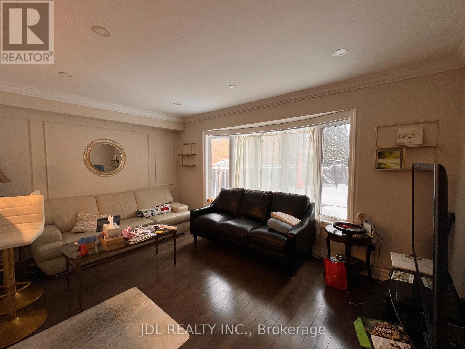 61 Lorridge Street, Richmond Hill, Ontario  L4E 3W5 - Photo 9 - N12824362