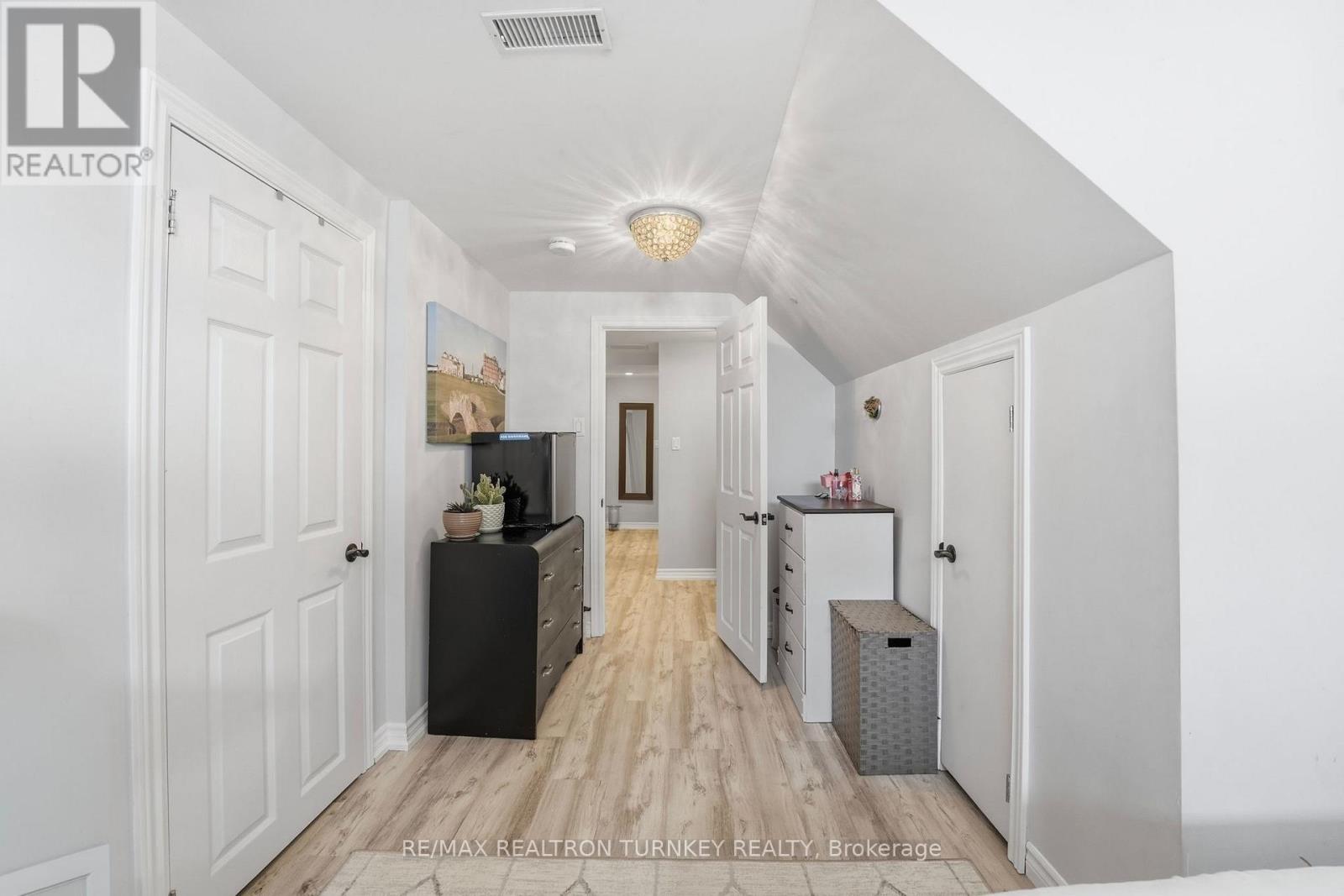 27 Marion Crescent, Barrie, Ontario  L4M 2L4 - Photo 36 - S12824334