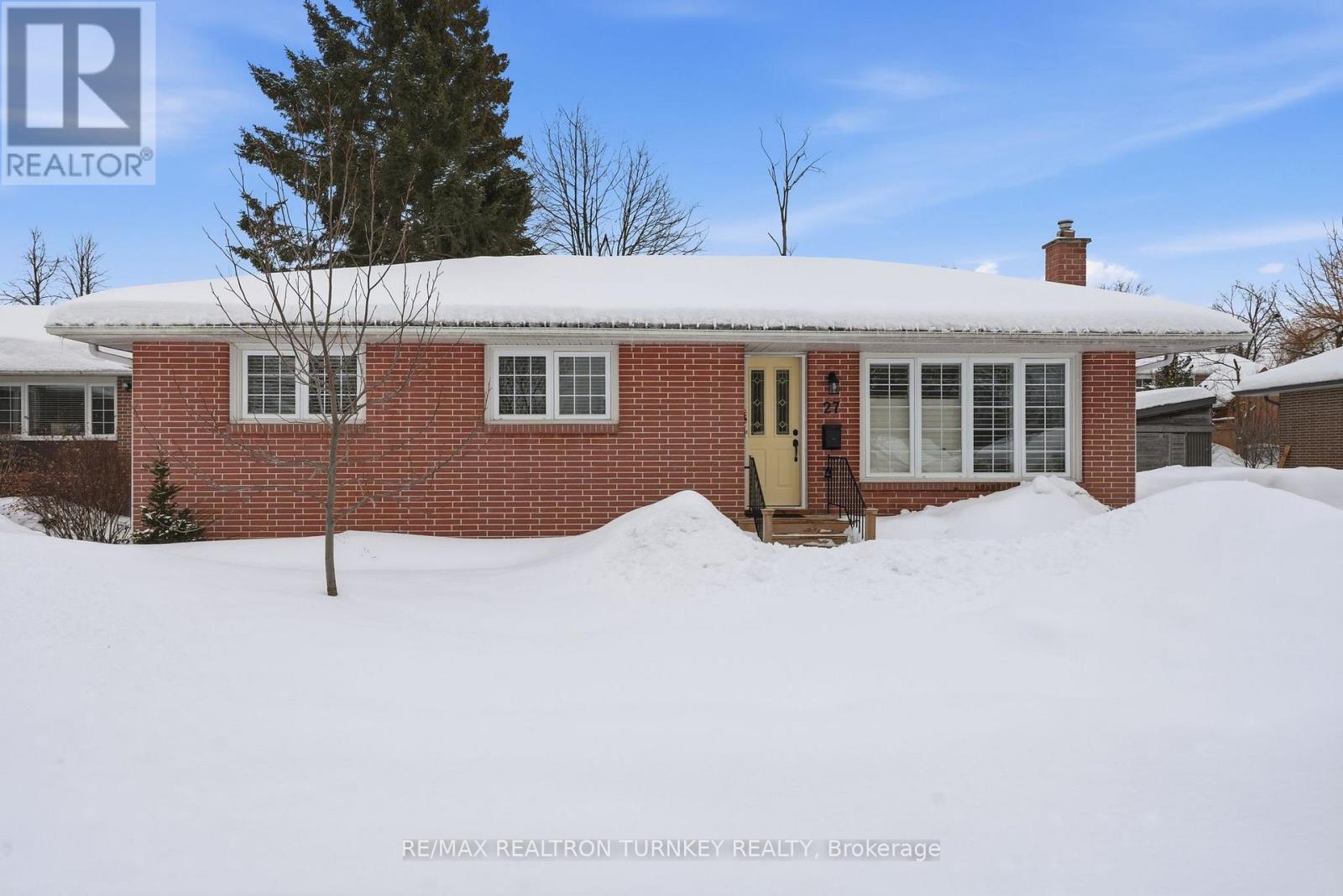 27 Marion Crescent, Barrie, Ontario  L4M 2L4 - Photo 37 - S12824334