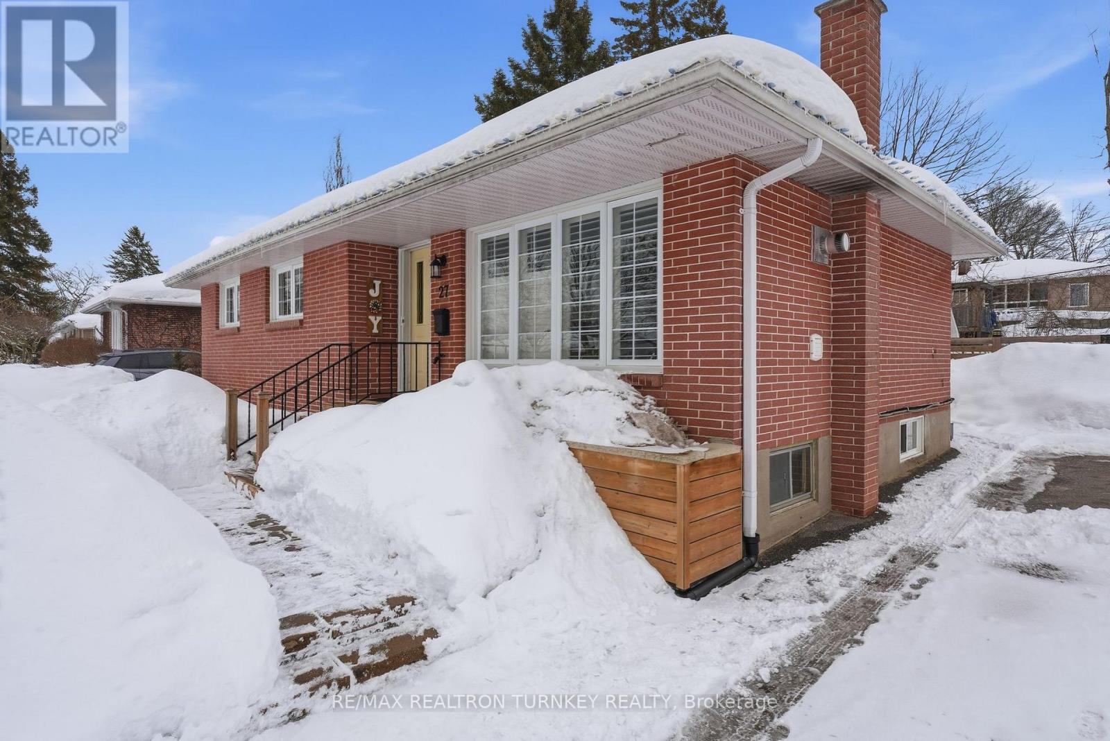 27 Marion Crescent, Barrie, Ontario  L4M 2L4 - Photo 38 - S12824334